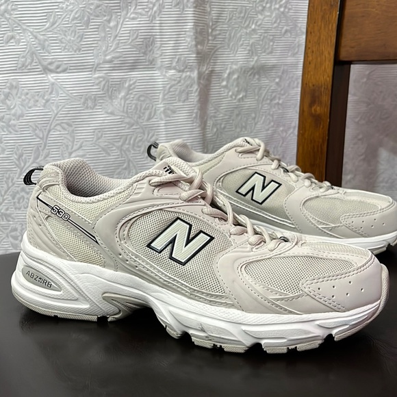 *SOLD* - Picture 1 of 8